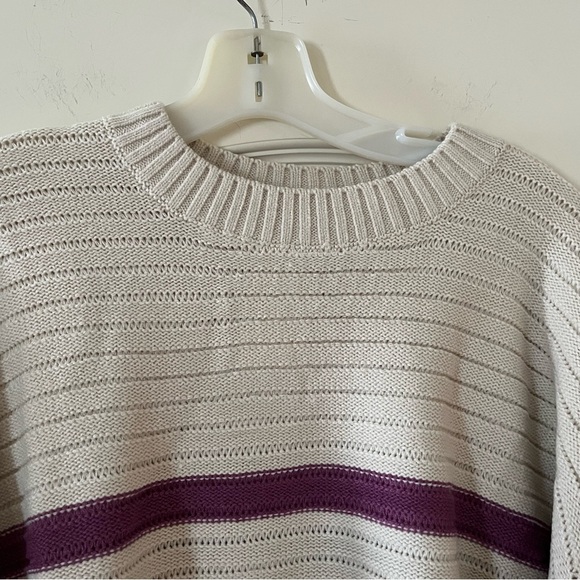 New! Splendid Designer Striped Cream and Purple Women's Acrylic Sweater - Picture 4 of 13